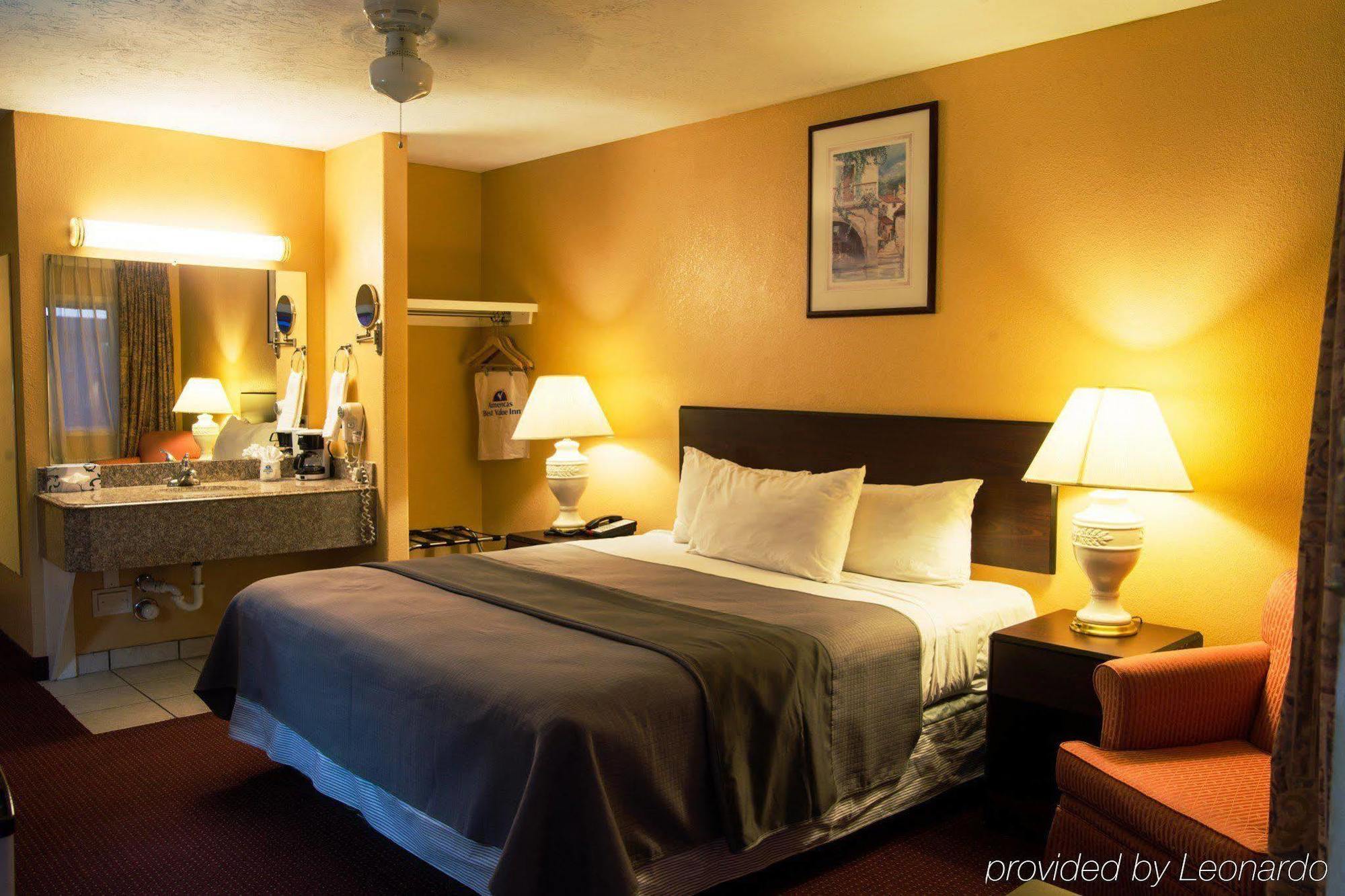 Baymont By Wyndham Socorro Motel Екстериор снимка